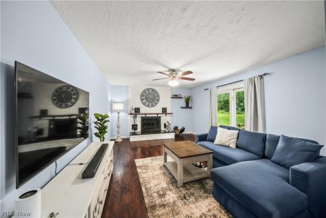 134 Hurd Road Aurora OH 44202