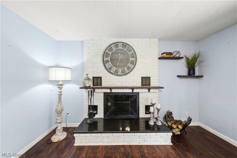 134 Hurd Road Aurora OH 44202