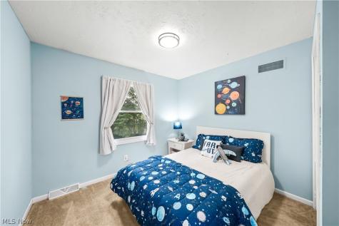 134 Hurd Road Aurora OH 44202