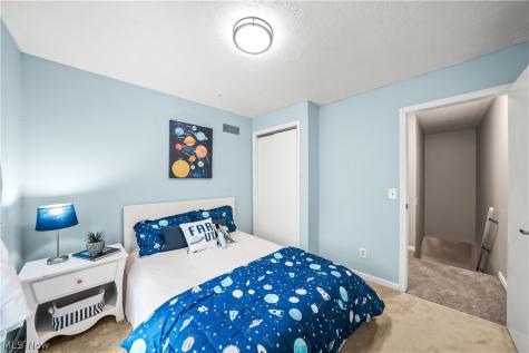 134 Hurd Road Aurora OH 44202