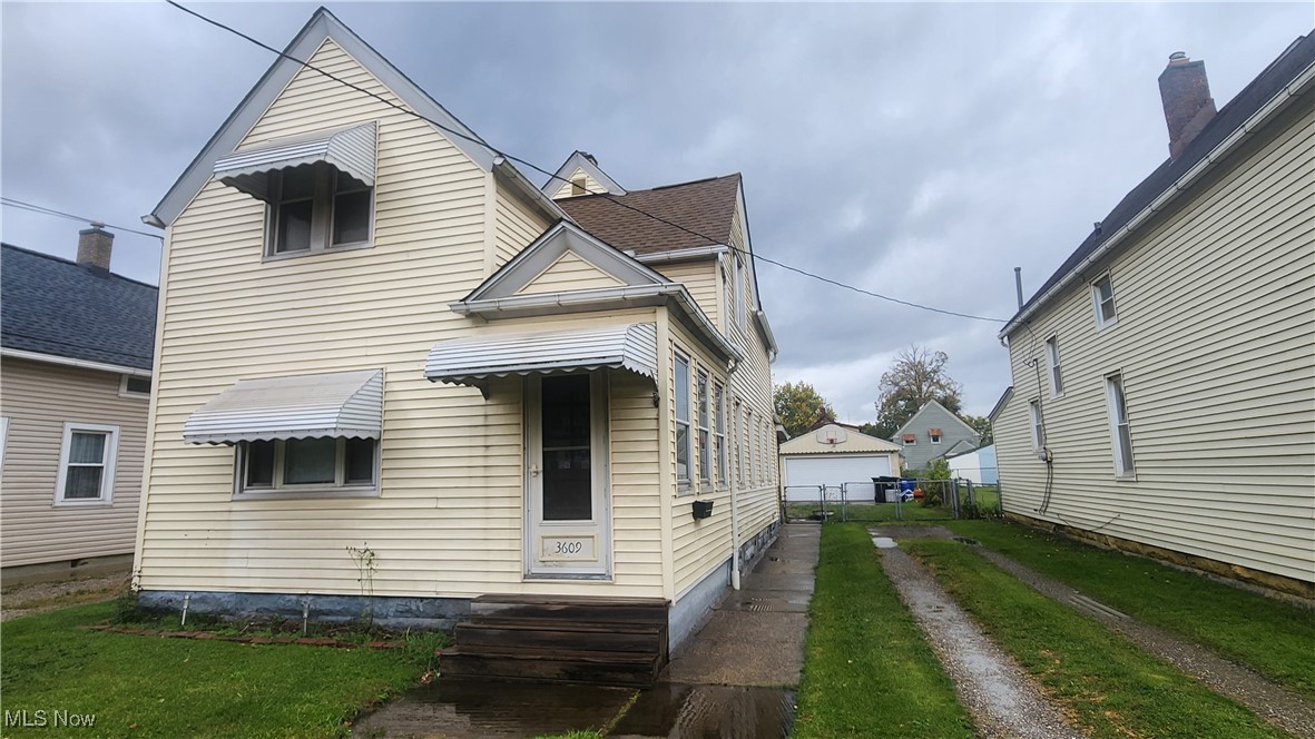 3609 E 46th Street Cleveland OH 44105