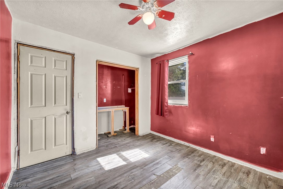 318 Longson Avenue Elyria OH 44035