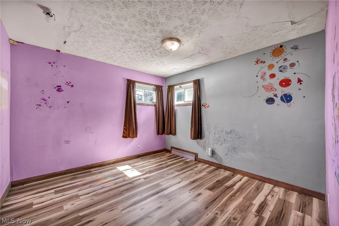 318 Longson Avenue Elyria OH 44035