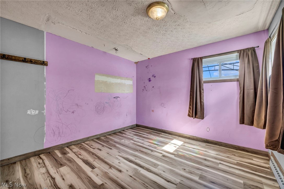 318 Longson Avenue Elyria OH 44035