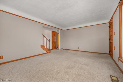 7413 Traymore Avenue Brooklyn OH 44144