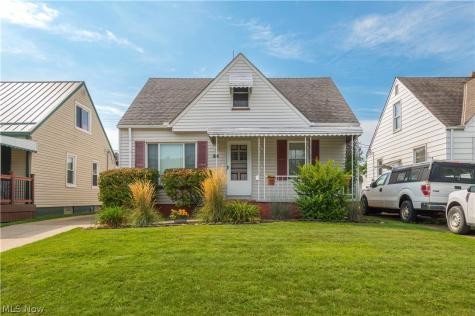7413 Traymore Avenue Brooklyn OH 44144