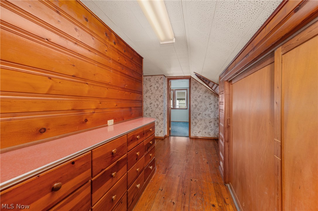7413 Traymore Avenue Brooklyn OH 44144