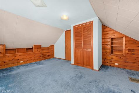 7413 Traymore Avenue Brooklyn OH 44144