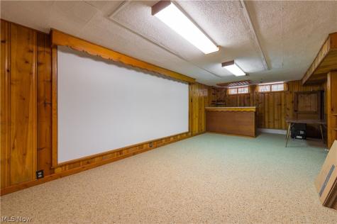 7413 Traymore Avenue Brooklyn OH 44144