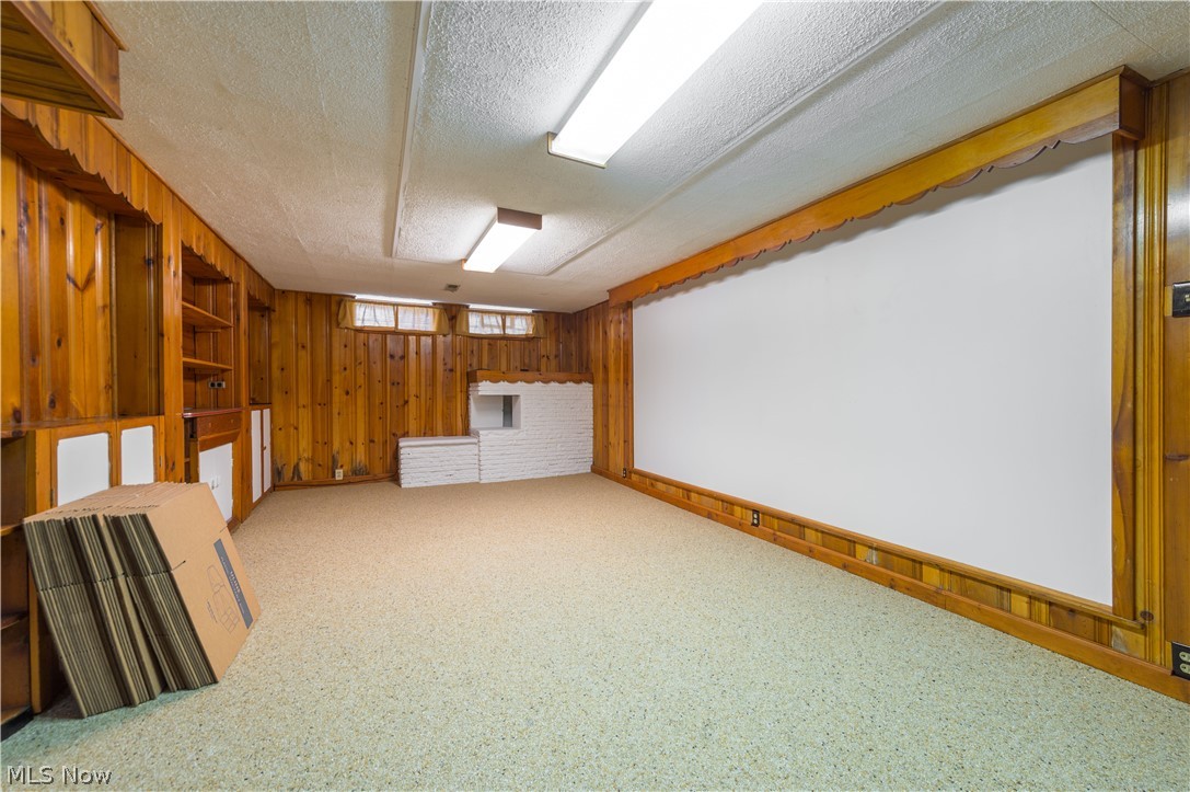 7413 Traymore Avenue Brooklyn OH 44144