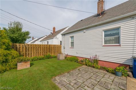 7413 Traymore Avenue Brooklyn OH 44144