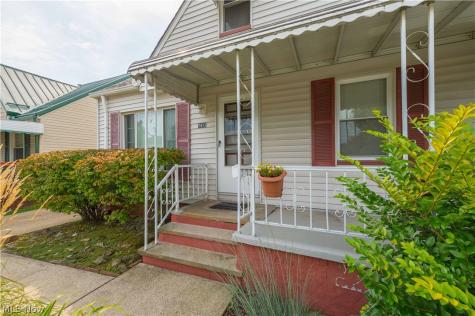 7413 Traymore Avenue Brooklyn OH 44144