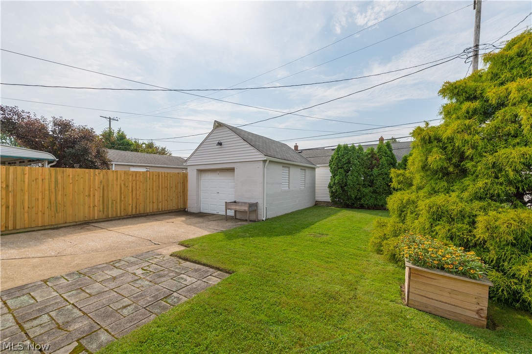 7413 Traymore Avenue Brooklyn OH 44144