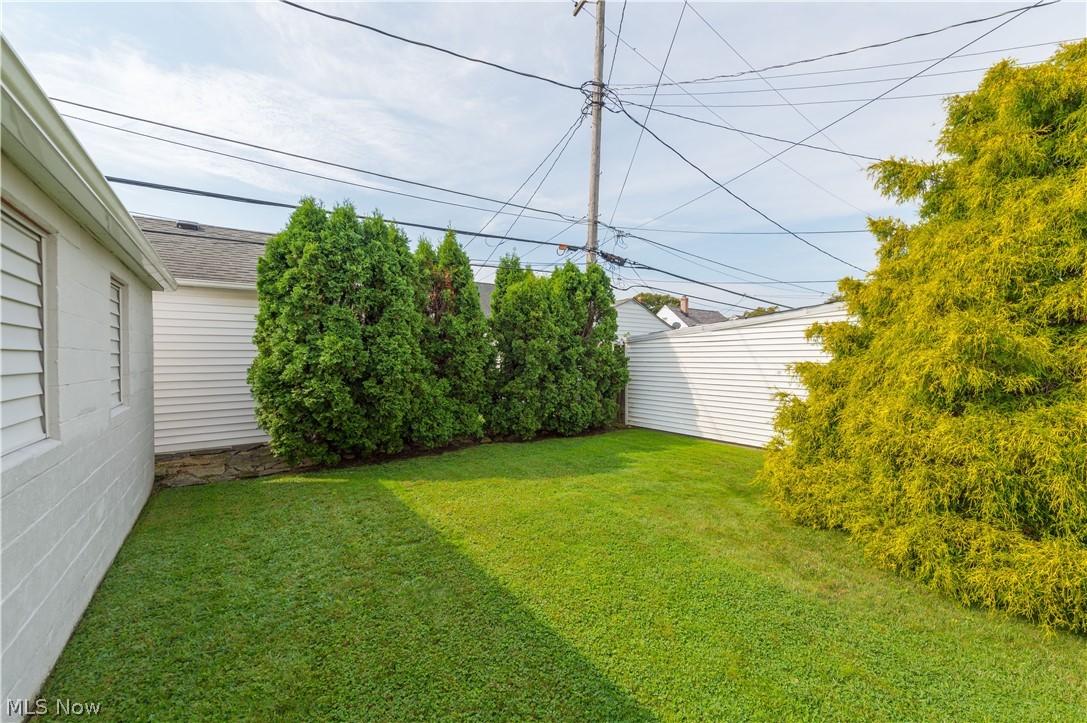 7413 Traymore Avenue Brooklyn OH 44144