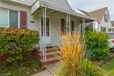 7413 Traymore Avenue Brooklyn OH 44144