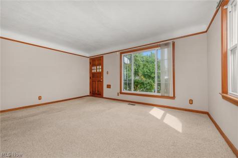 7413 Traymore Avenue Brooklyn OH 44144
