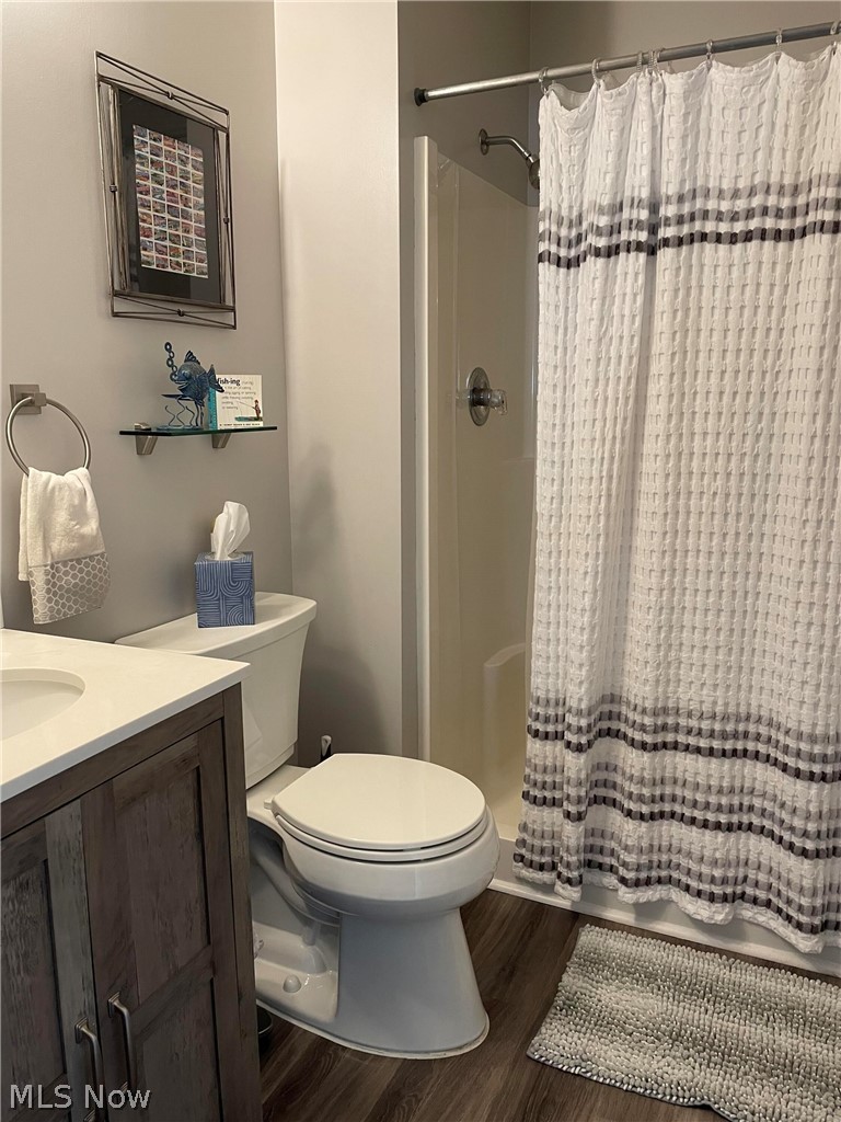 2549 Browning Point Roaming Shores OH 44084