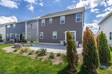 36270 Lands End Drive North Ridgeville OH 44039