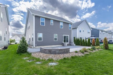 36270 Lands End Drive North Ridgeville OH 44039