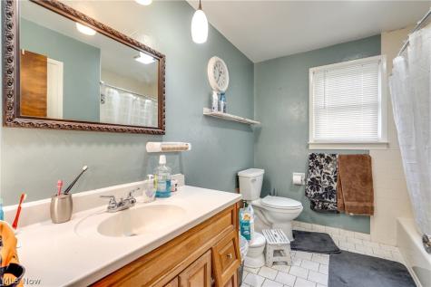 15390 Cenfield Street NE Alliance OH 44601