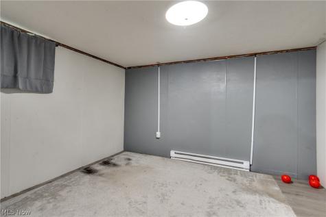 15390 Cenfield Street NE Alliance OH 44601