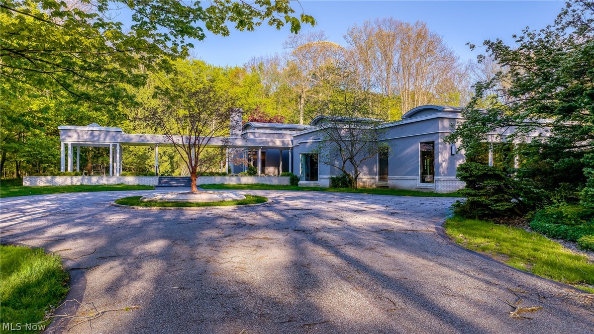 95 Ridgecreek Trail Chagrin Falls OH 44022