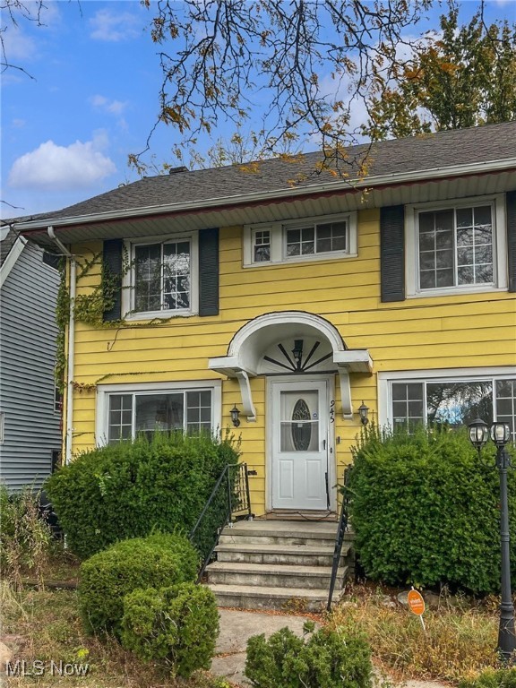 945 Dresden Road Cleveland Heights OH 44112