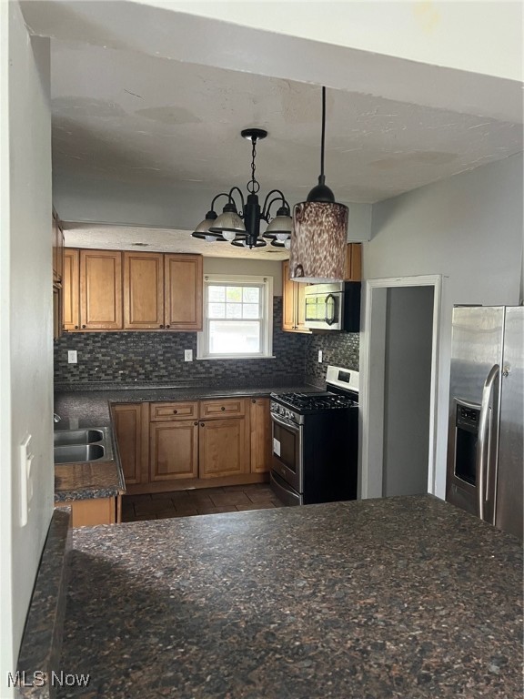 945 Dresden Road Cleveland Heights OH 44112