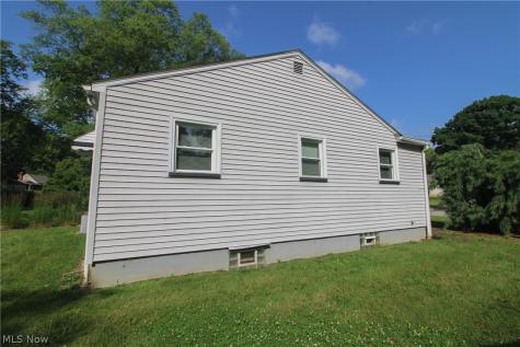 2497 Rosewae Drive Youngstown OH 44511