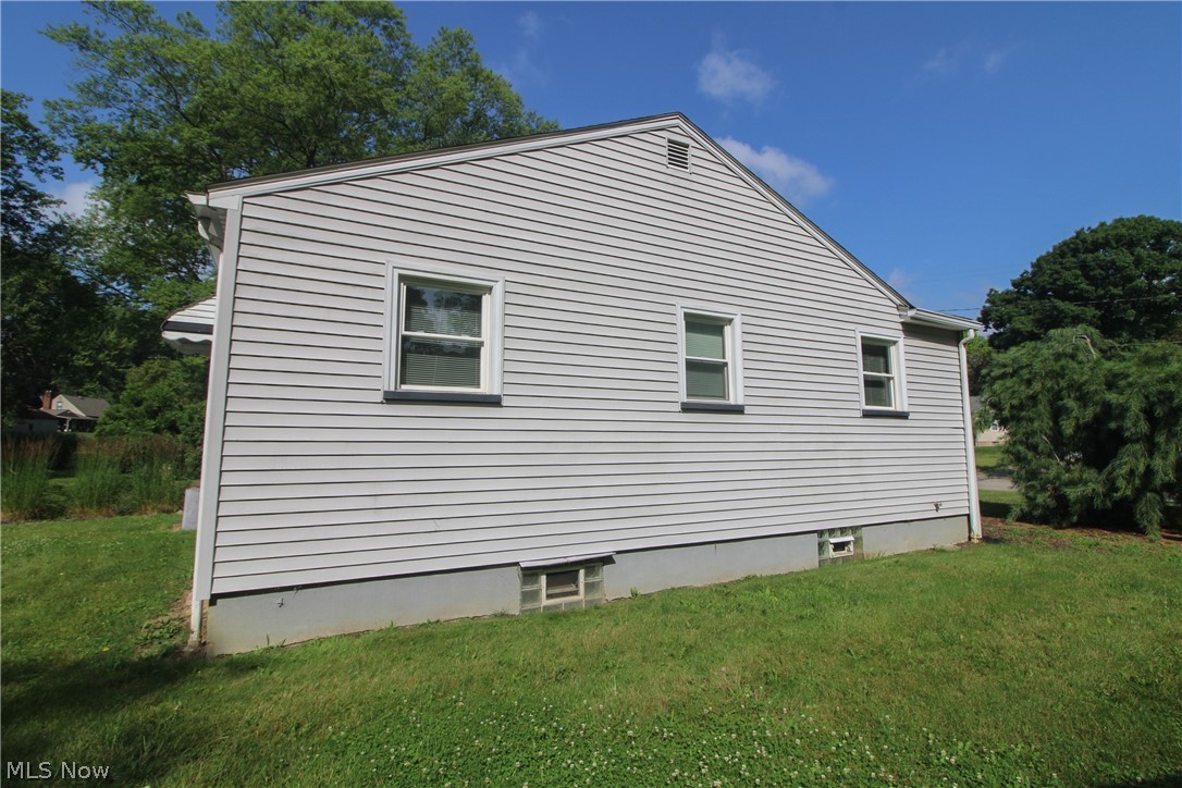 2497 Rosewae Drive Youngstown OH 44511