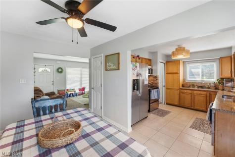 888 Orchard Avenue Barberton OH 44203