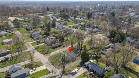 888 Orchard Avenue Barberton OH 44203
