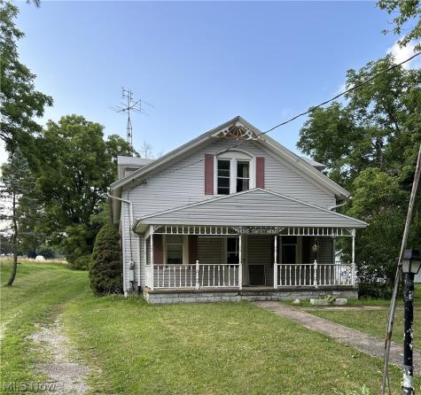 6027 Louisville Street Louisville OH 44641
