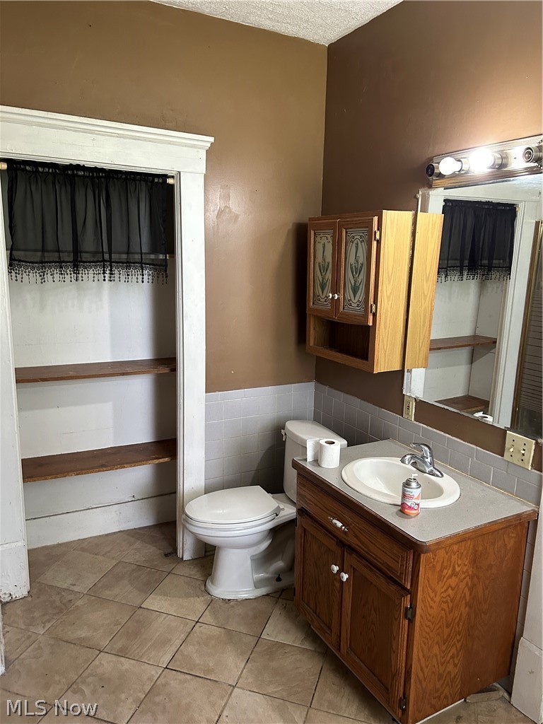 6027 Louisville Street Louisville OH 44641