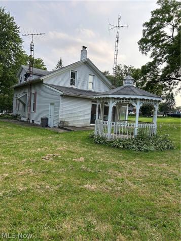 6027 Louisville Street Louisville OH 44641