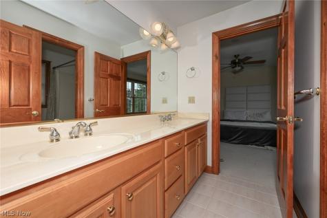 4375 Lakeview Glen Drive Medina OH 44256