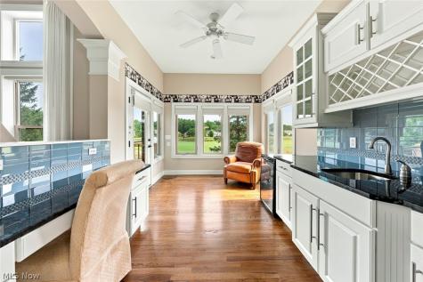 4240 Saint Annes Court Avon OH 44011