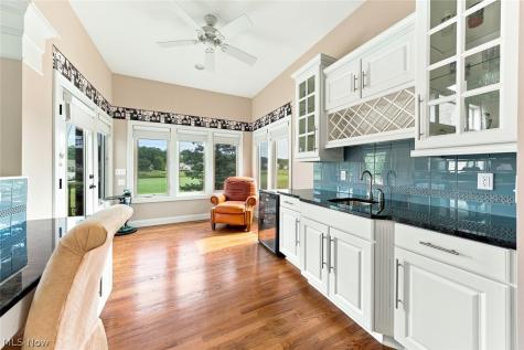 4240 Saint Annes Court Avon OH 44011