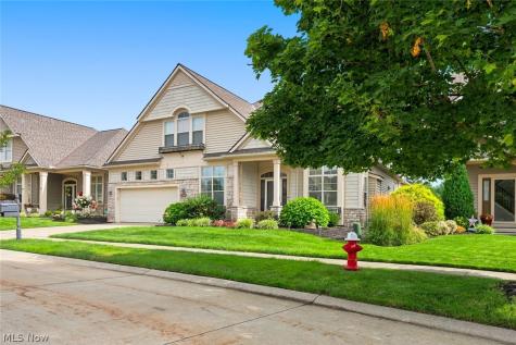 4240 Saint Annes Court Avon OH 44011