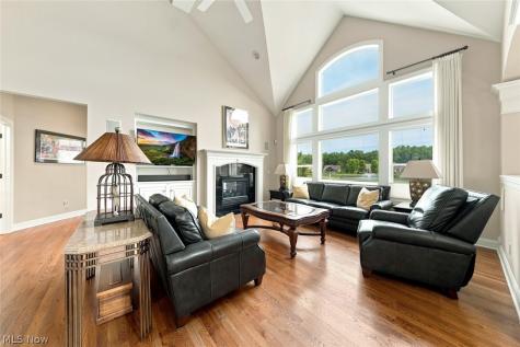 4240 Saint Annes Court Avon OH 44011