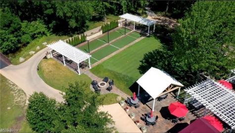 4240 Saint Annes Court Avon OH 44011