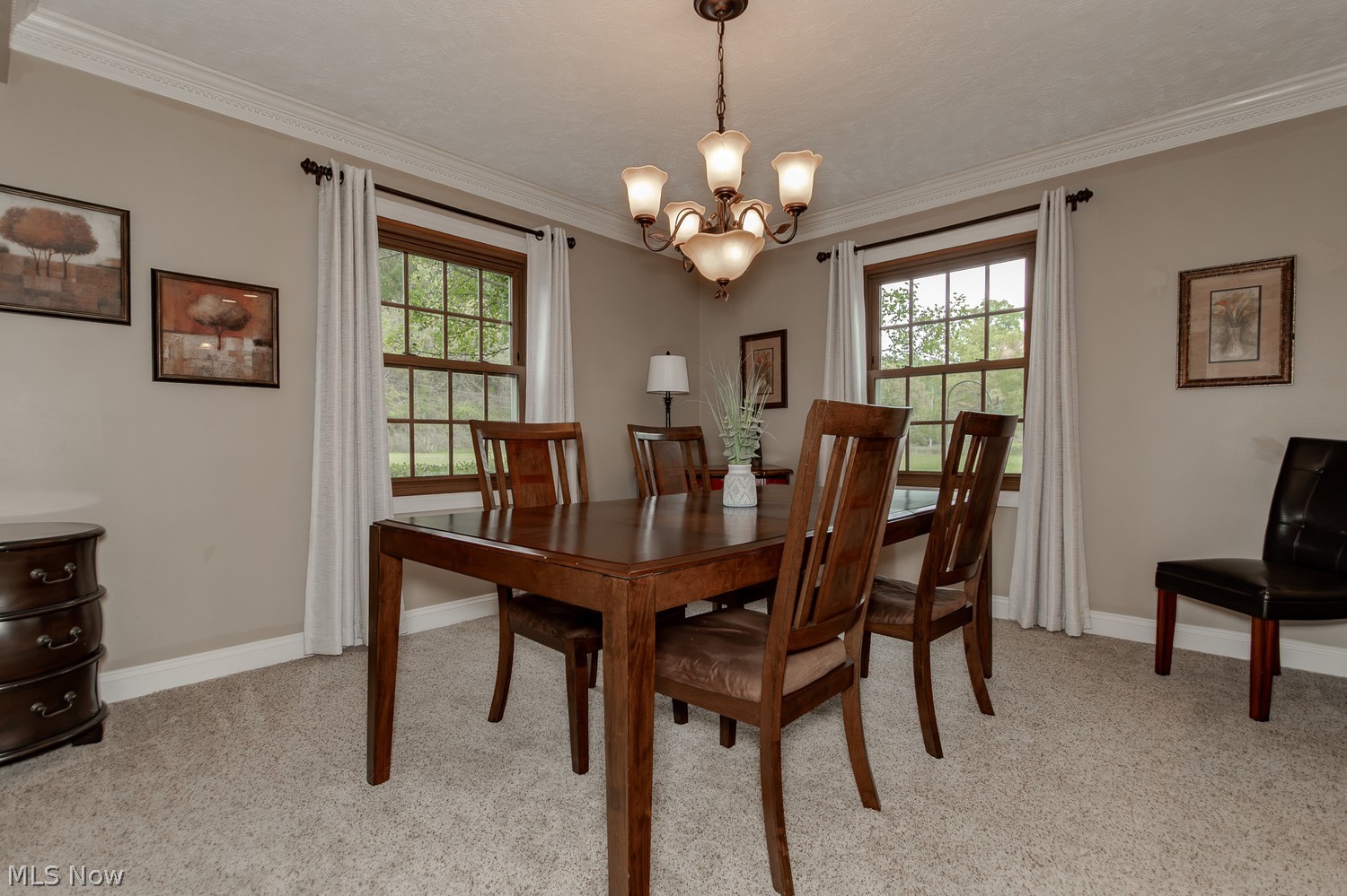 35981 Reeves Road Eastlake OH 44095