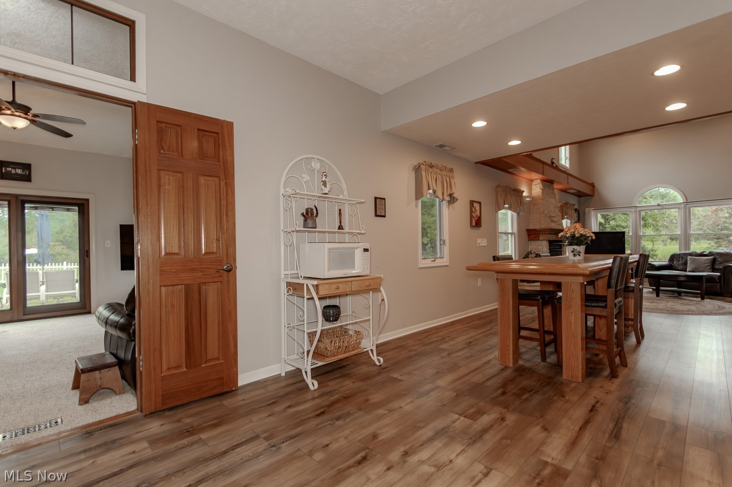 35981 Reeves Road Eastlake OH 44095