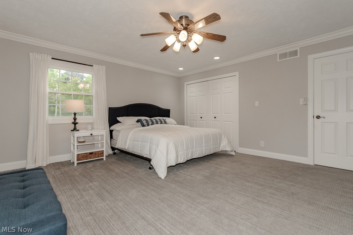 35981 Reeves Road Eastlake OH 44095