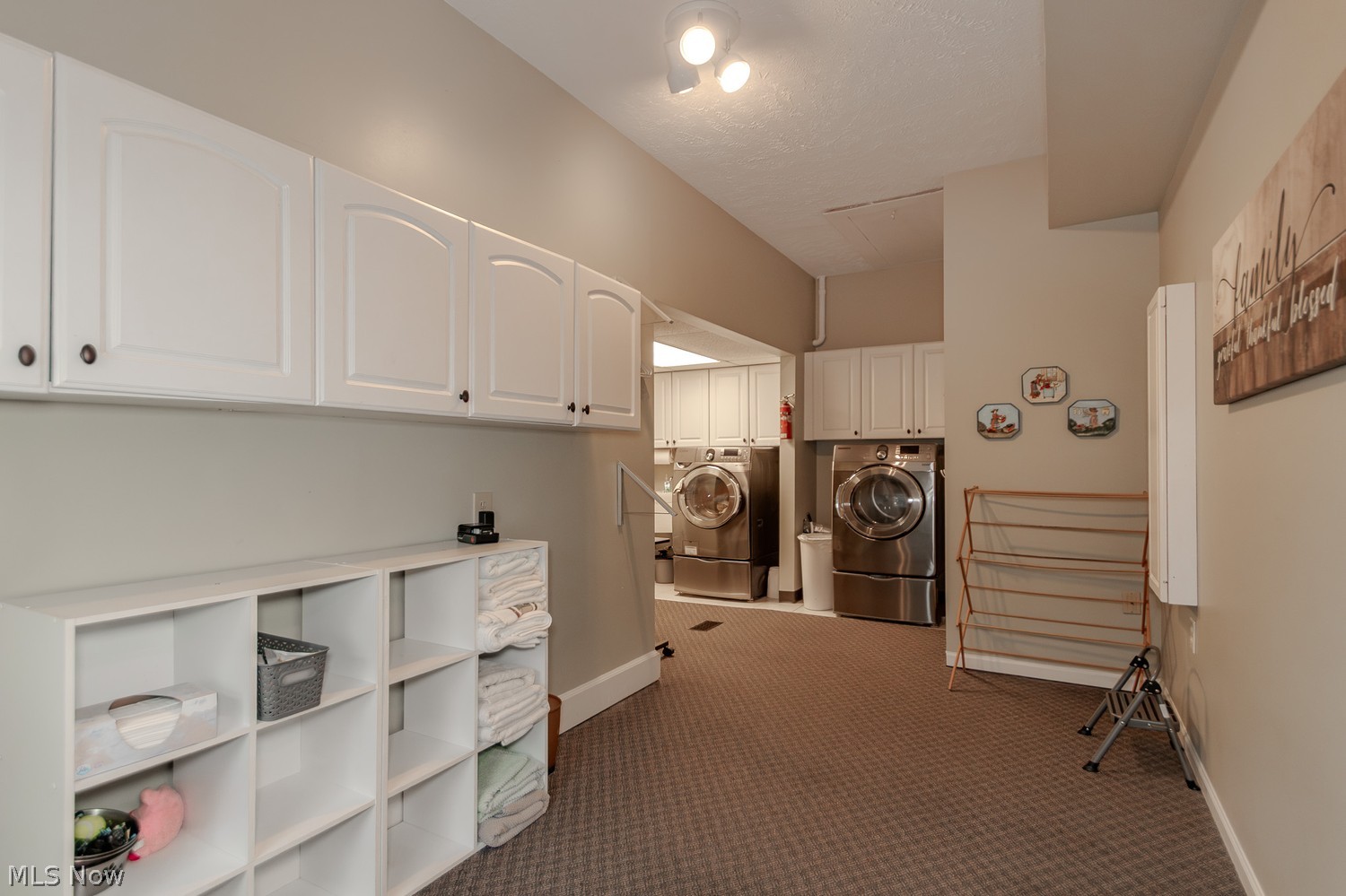 35981 Reeves Road Eastlake OH 44095