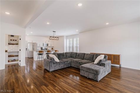 3693 Pennington Road Shaker Heights OH 44120