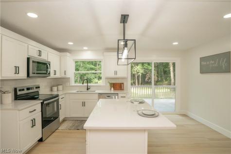 3461 Mabel Avenue Ravenna OH 44266