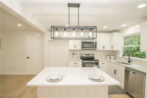 3461 Mabel Avenue Ravenna OH 44266