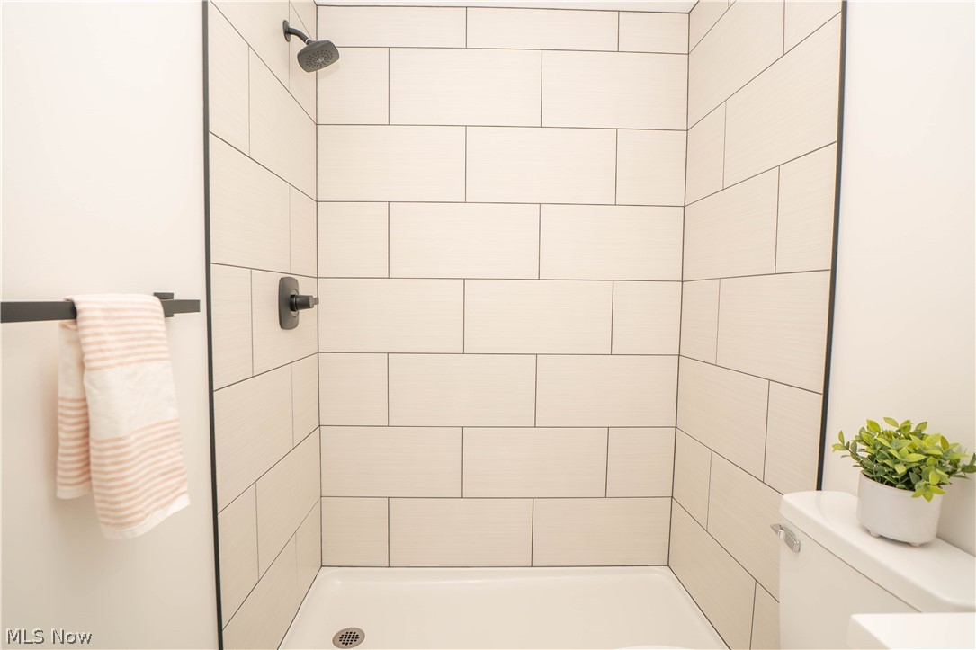 3461 Mabel Avenue Ravenna OH 44266