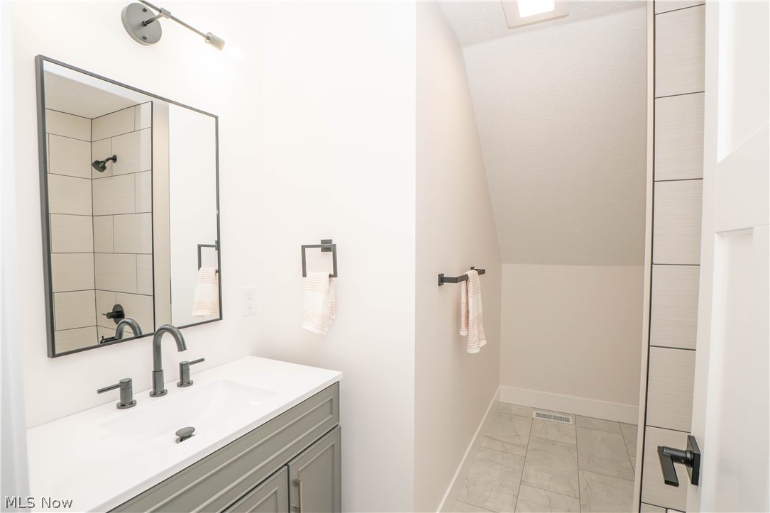 3461 Mabel Avenue Ravenna OH 44266